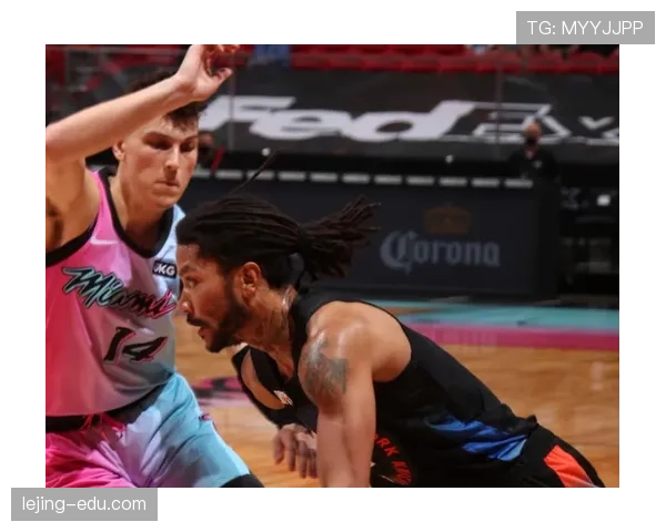 德里克·罗斯关键时刻突破多次拉开比分体现核心组织价值